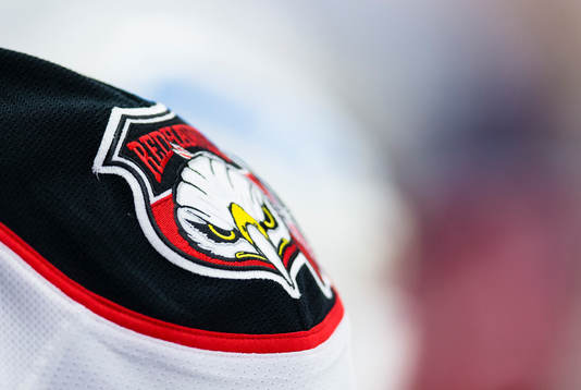 Malmö Redhawks klubbmärke på matchtröjan