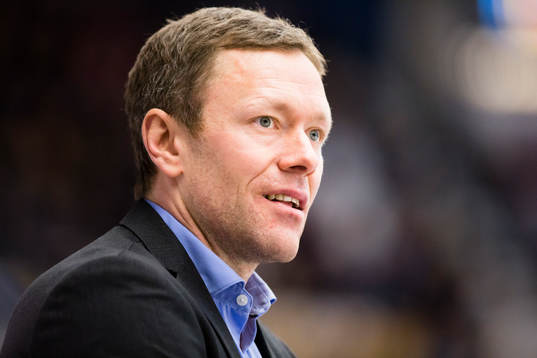 Modos assisterande tränare Jan-Axel Alavaara