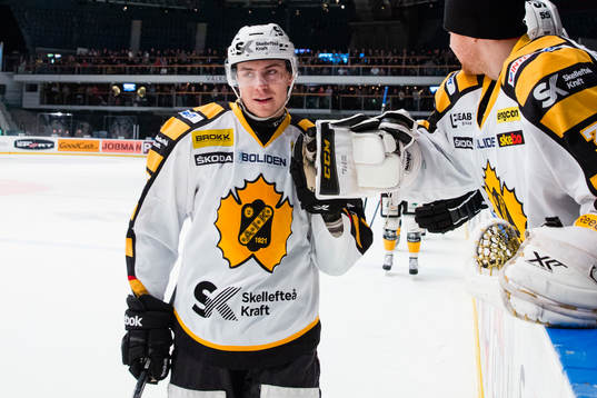 Skellefteås Pär Lindholm jublar