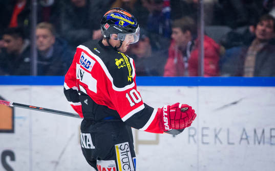 Örebros Derek Ryan deppar