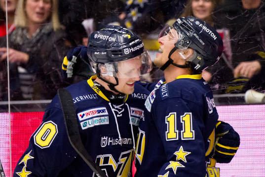 s Ted Brithén och Calle Ridderwall jublar
