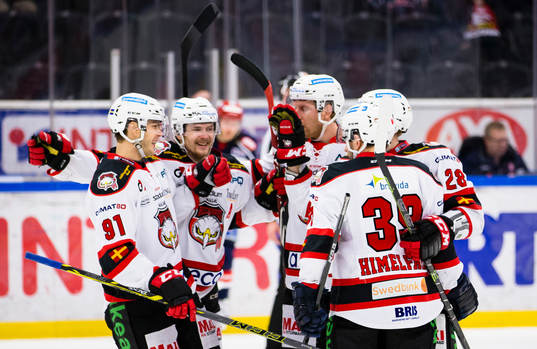 Malmö Redhawks Björn Svensson (v) ser glad ut och