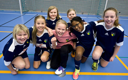 FC Hessleholms vinnande lag: Ellen Fischer, Tilda Persson,