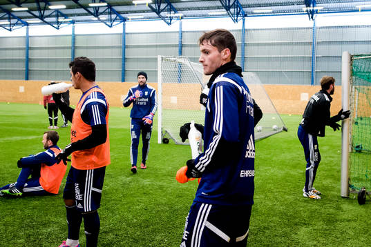 Patrick Dos Santos Cruz provtränar