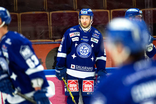 Leksands Fabian Brunnström före ishockeymatchen i SHL
