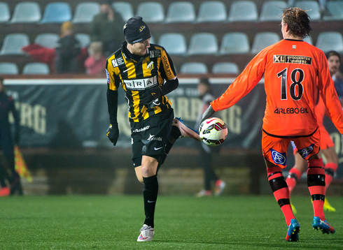 Häckens Simon Gustafson och Varbergs Joakim Lindne
