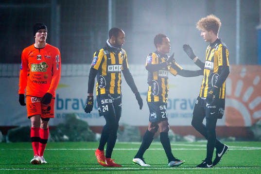 Häckens Nasiru Mohammed jublar