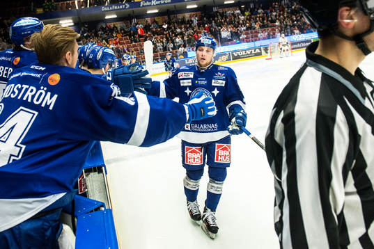 Leksands Linus Hultström jublar