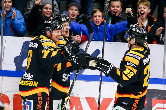 Skellefteås Axel Holmström, Patrik Zackrisson   och Janne