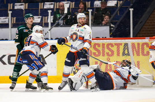 Växjös Patrik Lundh, Noah Welch och Färjestads Anton