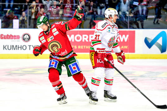 Frölundas Max Görtz jublar