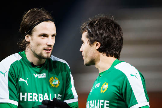 Hammarbys Linus Hallenius (tv) och Lars Fuhre (th)under