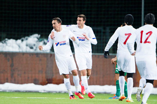 Assyriskas spelare jublar