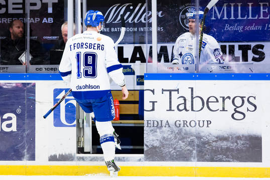 Leksands Tobias Forsberg och Ryan Russell utvisas samtidigt