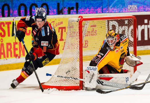 Djurgårdens Linus Arnesson med en målchans på Luleås