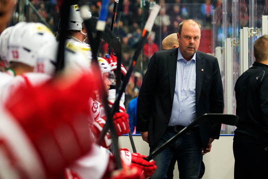 Modos tränare Per-Erik Johnsson