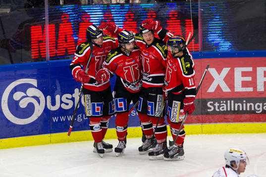 Örebros Martin Johansson jublar