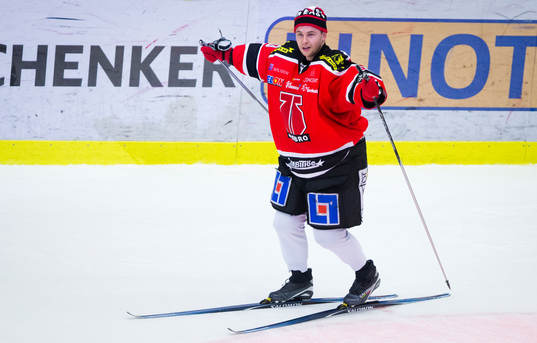 Örebros målvakt Julius Hudacek håller nollan och åker