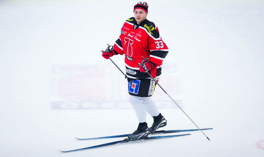 Örebros målvakt Julius Hudacek håller nollan och åker