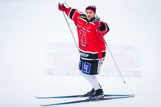 Örebros målvakt Julius Hudacek håller nollan och åker