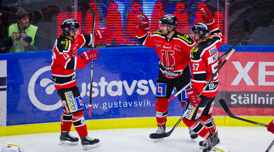 Örebros Martin Johansson jublar