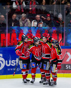 Örebros Martin Johansson jublar