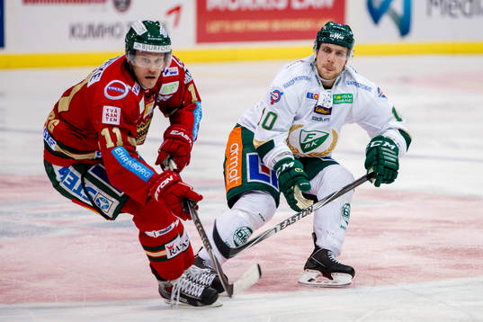 Frölundas Magnus Kahnberg och Färjestads Shawn Lalonde