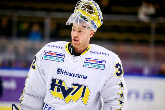 Hv71s målvakt Gustaf Wesslau