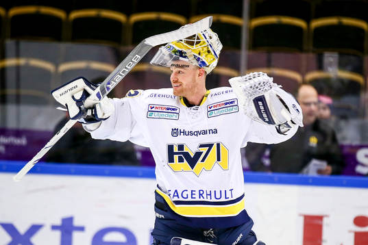 Hv71s målvakt Gustaf Wesslau