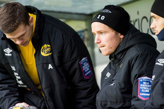 Elfsborgs Simon Lundevall på bänken