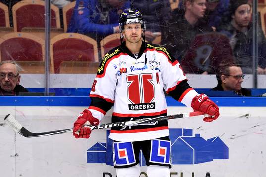 Örebros Jared Aulin på uppvärmningen
