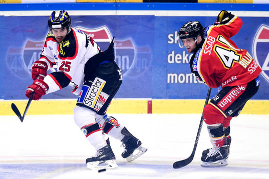 Örebros Martin Johansson och Luleås Chad Billins