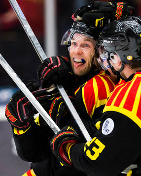 Brynäs Greg Scott jublar