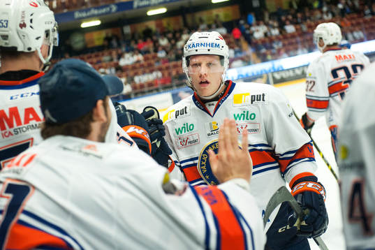 Växjös Niclas Lundgren jublar