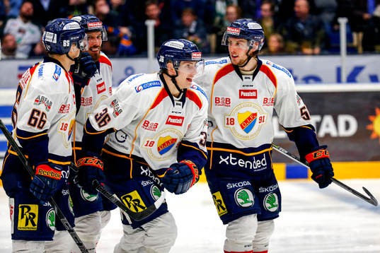 Djurgårdens Philip Holm jublar