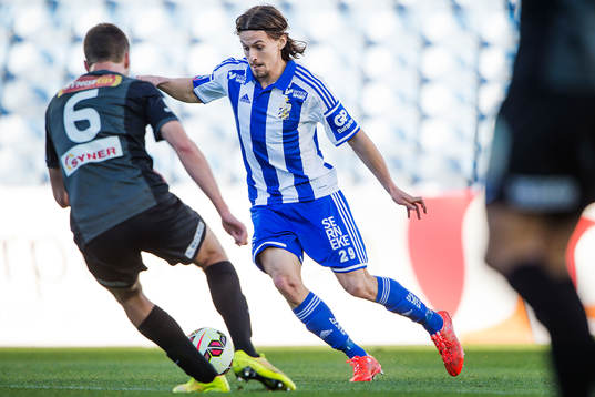 IFK Göteborgs Lasse Vibe utmanar Jablonecs Marek Kysela