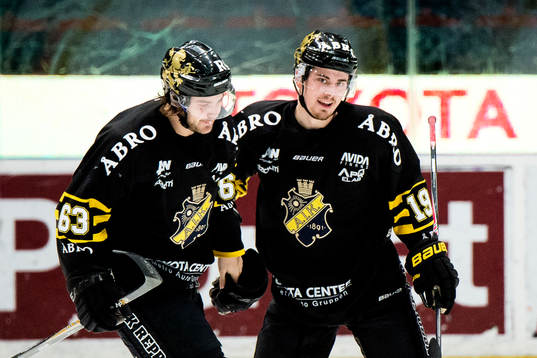s Joakim Hagelin och David Lillieström Karlsson