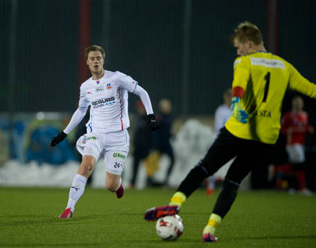 Helsingborgs Anton Kinnander mot Kalmars målvakt Ola