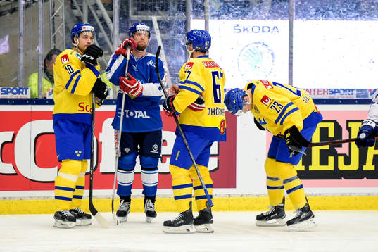 Matchen bryts för andra gången pga dåliga is
