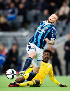 Djurgårdens Aleksandar Faltsetas fälls av Helsingfors