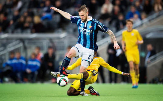 Djurgårdens Aleksandar Faltsetas fälls av Helsingfors