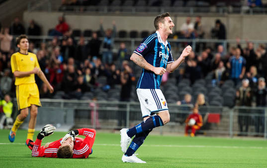 Djurgårdens James Keene jublar