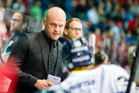 s tränare Andreas Johansson