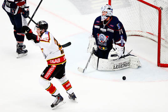 Linköpings målvakt David Rautio deppar