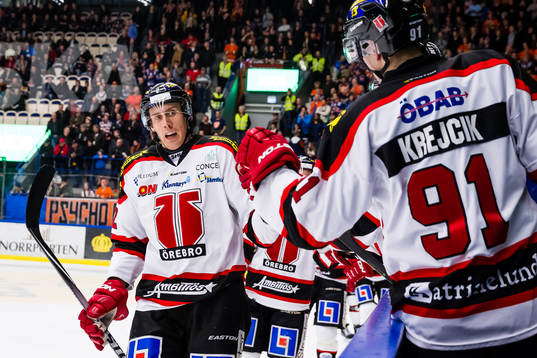 Örebros Marko Anttila jublar