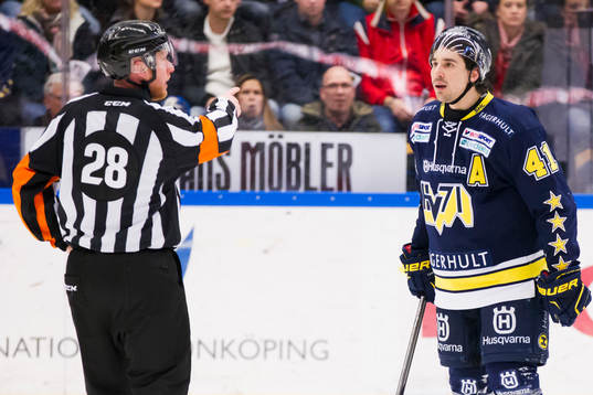 s Chris Campoli