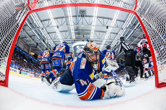 Växjös målvakt Cristopher Nihlstorp deppar