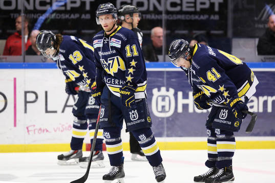 s Filip Ahl, Calle Ridderwall och Chris Campoli deppar