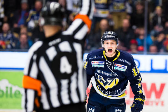 s Calle Ridderwall samtidigt som Frölundas Robin Figren