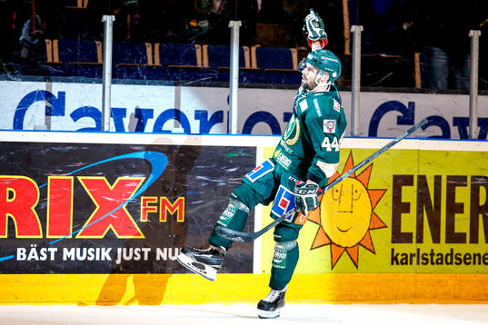 Färjestads Milan Gulas jublar